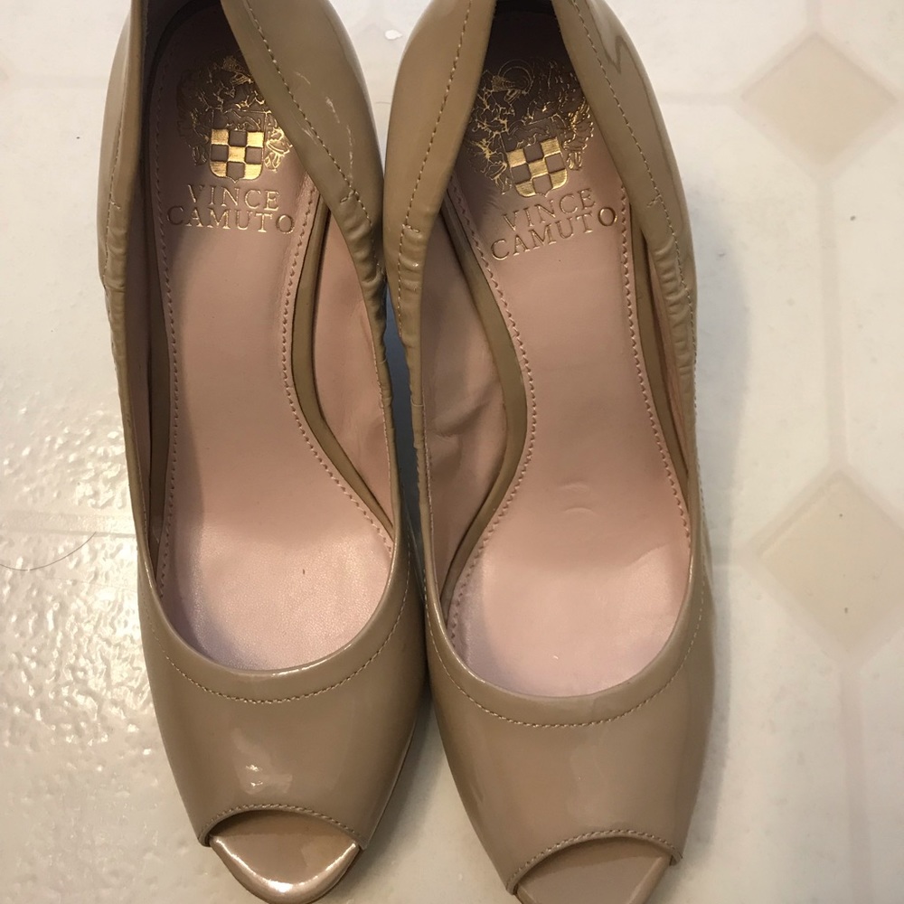 Vince Camuto Wedges